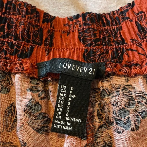 Floral Print Shorts - Picture 4 of 4